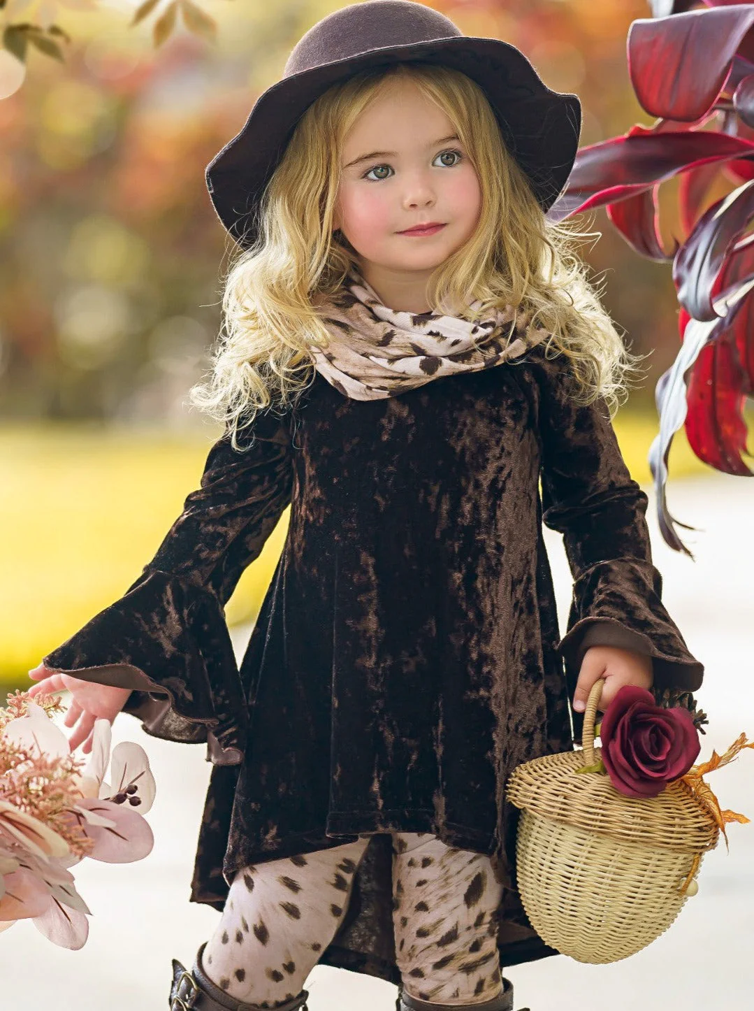 Cute Crushed Velvet Cheetah Leggings And Scarf Set - Image 2