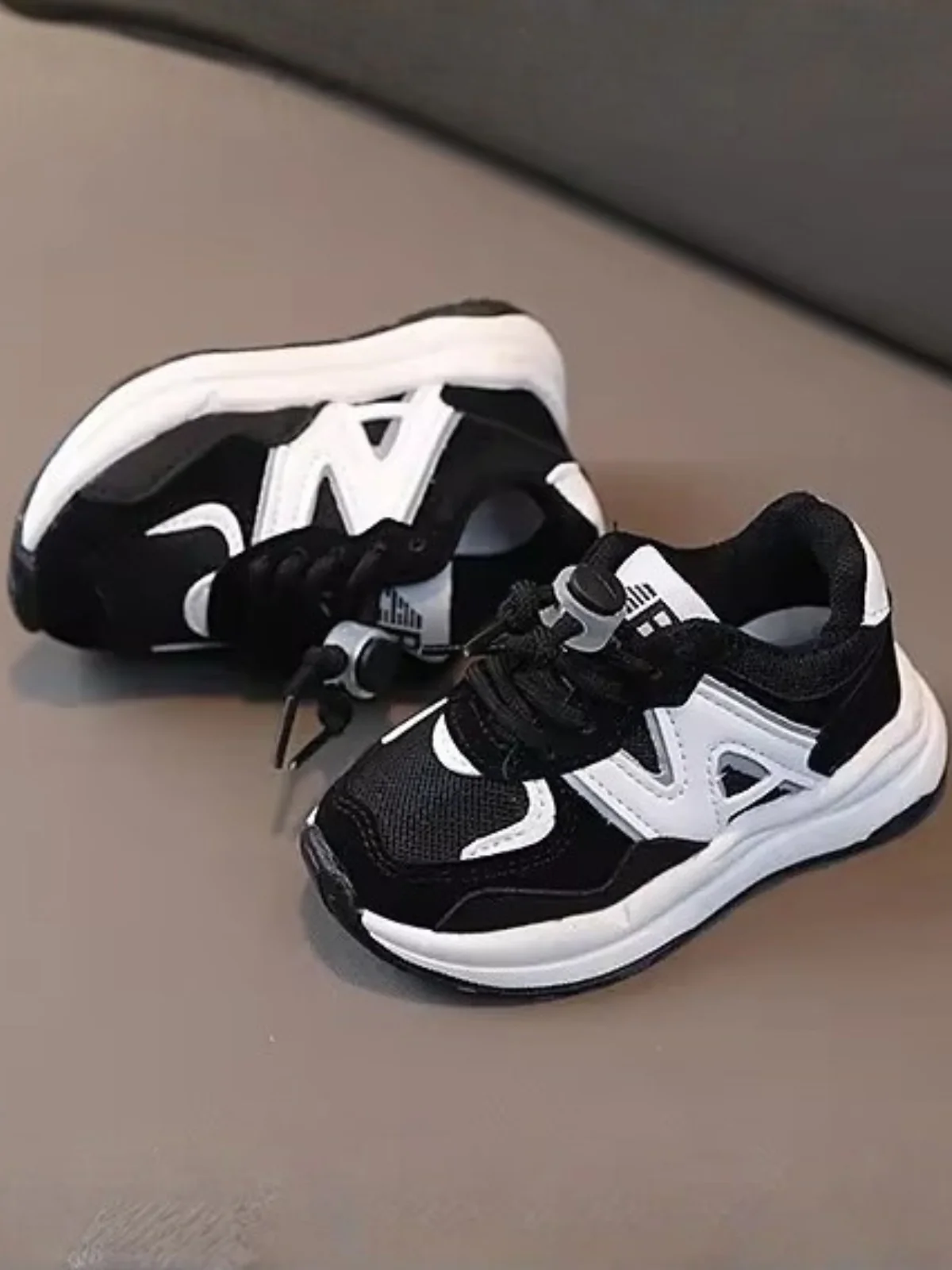 Active Colorblock Sneakers - Image 2