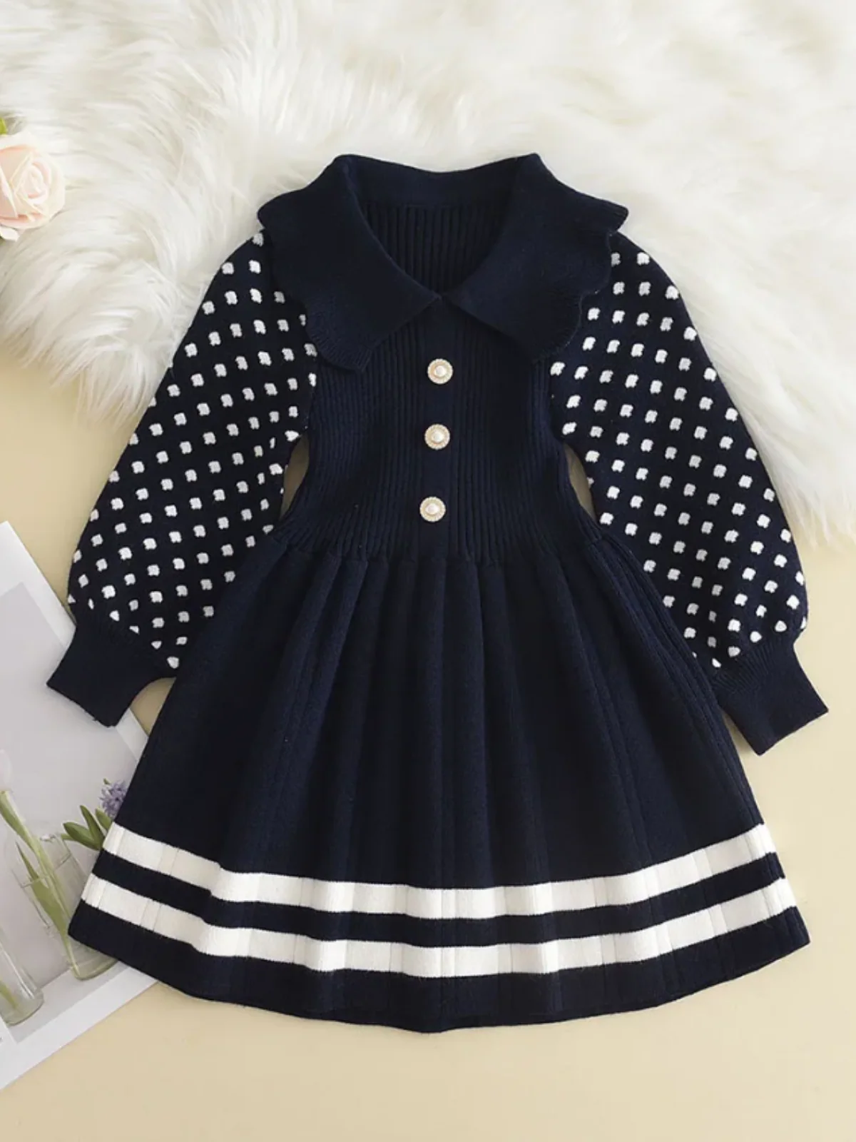 Adorable Polka Dot Sleeve Pleated Knit Dress - Image 2