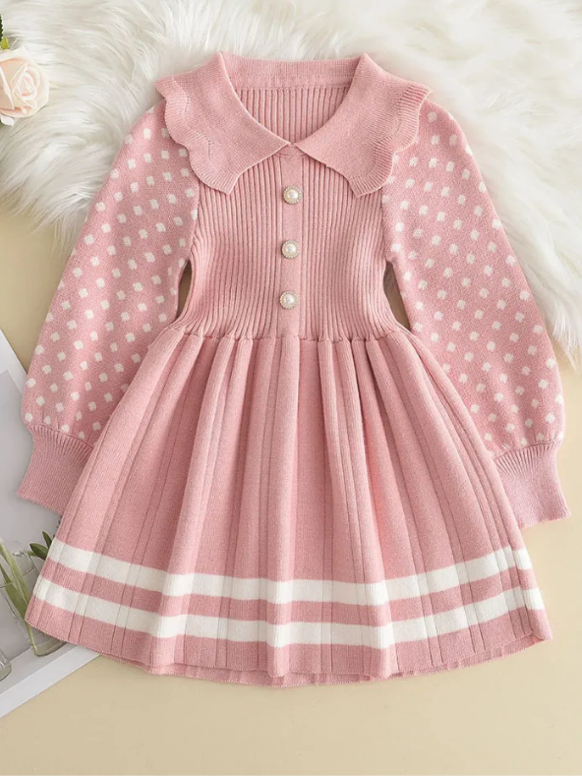 Adorable Polka Dot Sleeve Pleated Knit Dress - Image 4