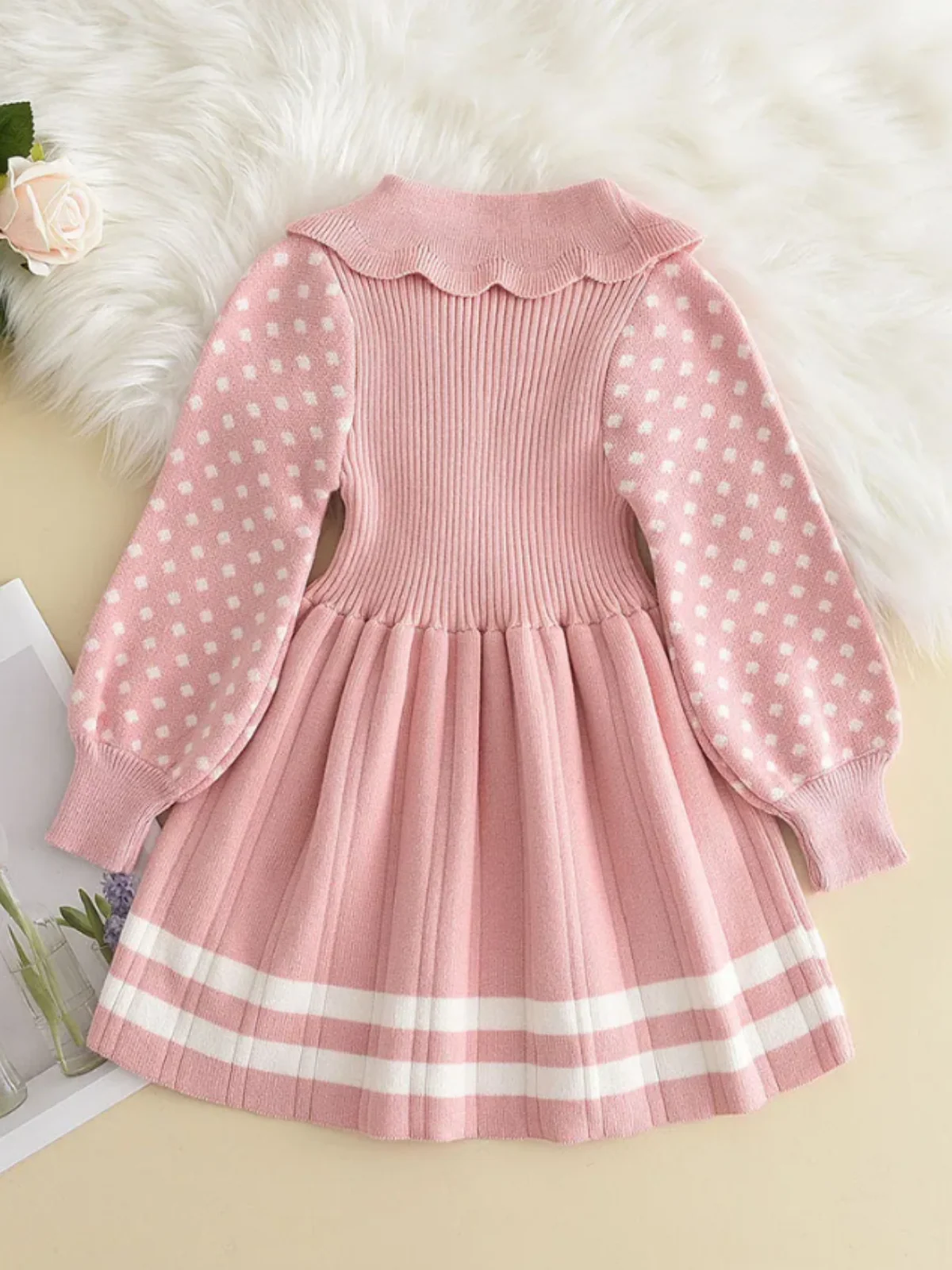 Adorable Polka Dot Sleeve Pleated Knit Dress - Image 5