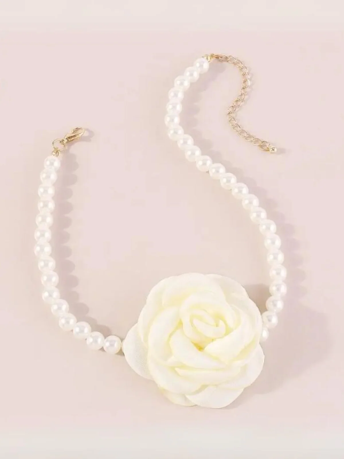 All Dressed Up Rose Pearl Choker Necklace - Image 7