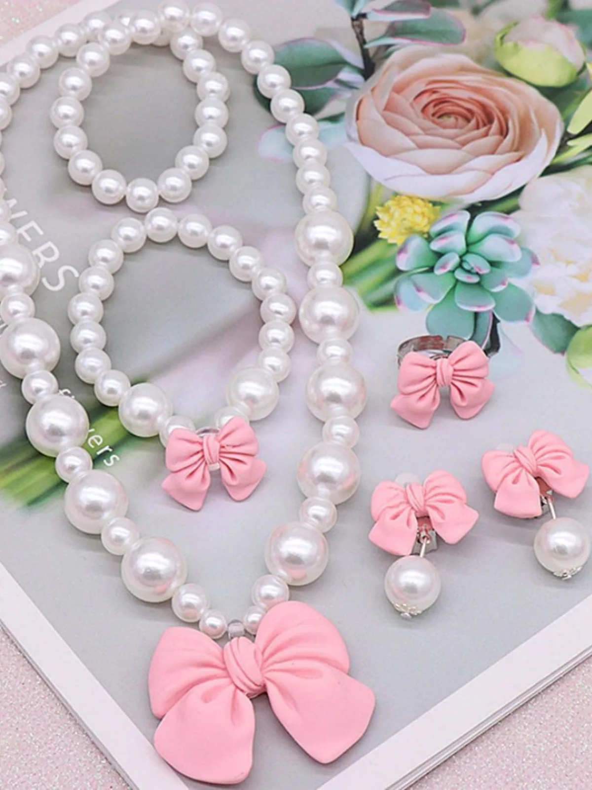 All Glammed Up Pearl Jewelry Set - Image 2