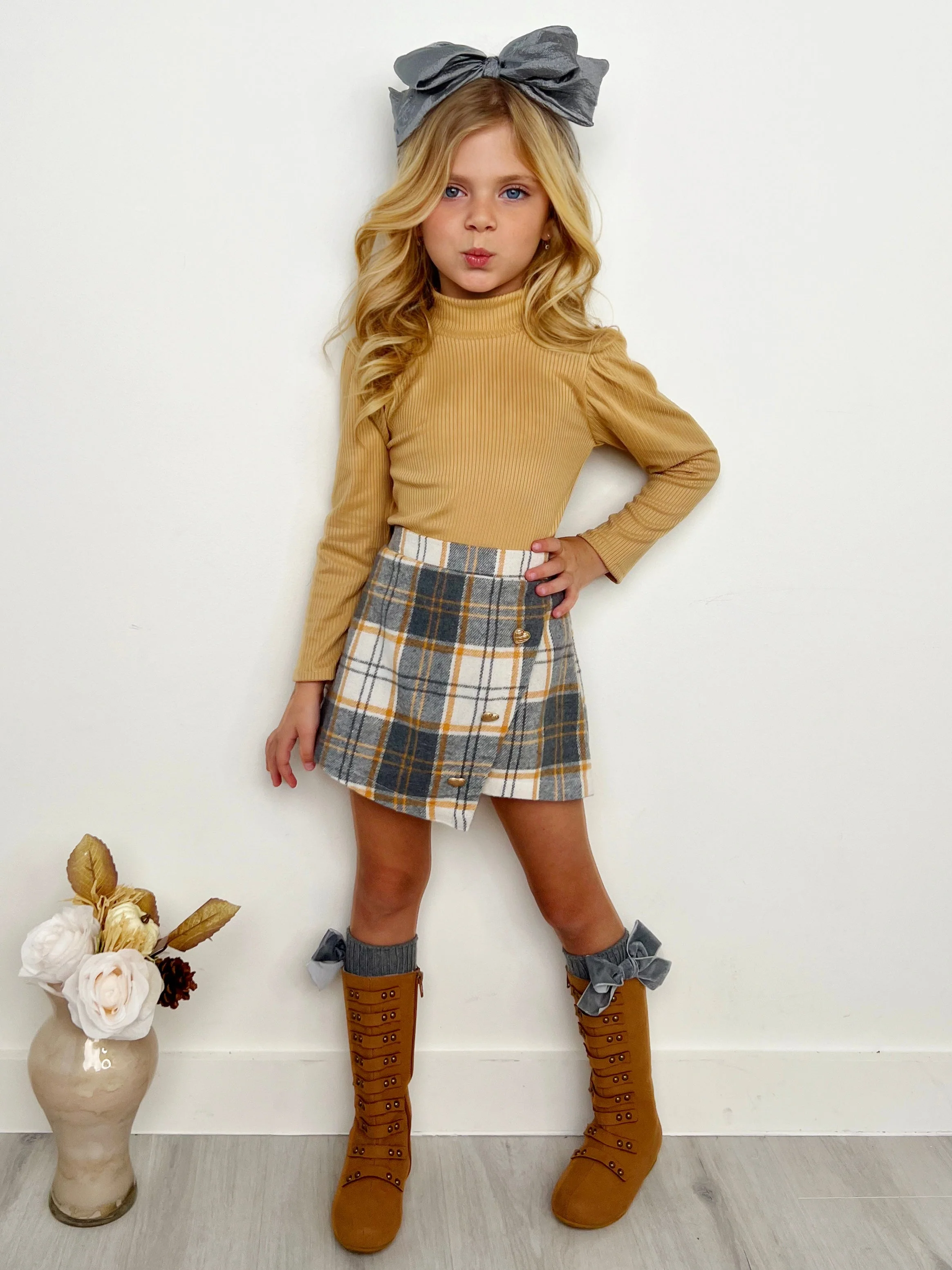 Beige Turtleneck Top and Plaid Skort Set - Image 3