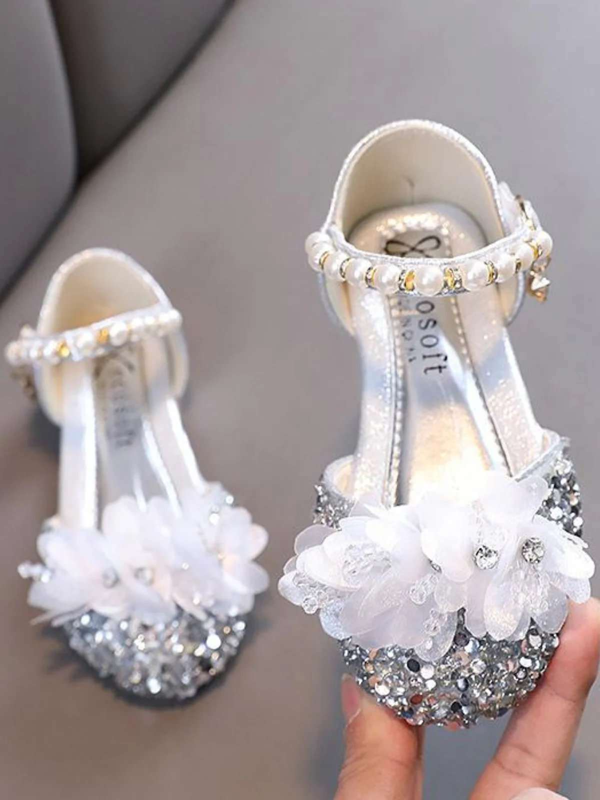 Bloom Shine Metallic Sandals - Image 3