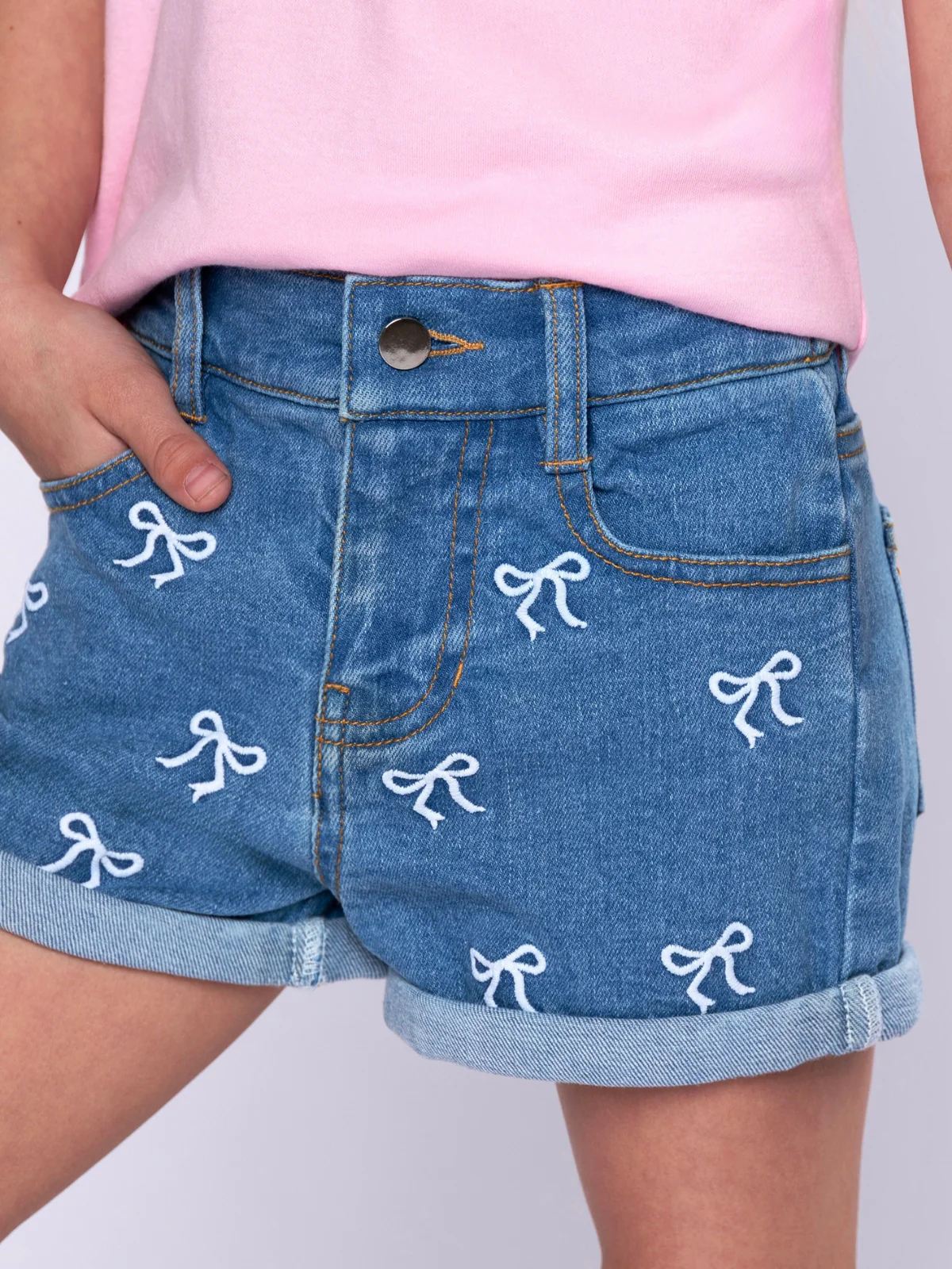 Chic Bow Embroidered Denim Shorts - Image 2