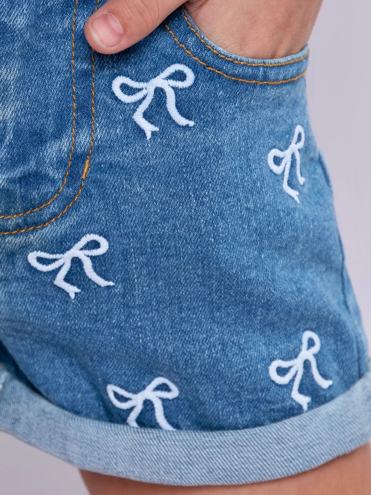 Chic Bow Embroidered Denim Shorts - Image 8