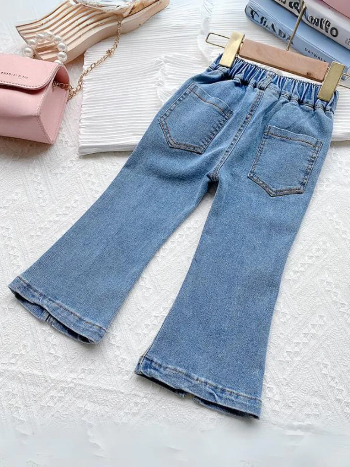Serving Looks All Day Flared Jeans - Image 3