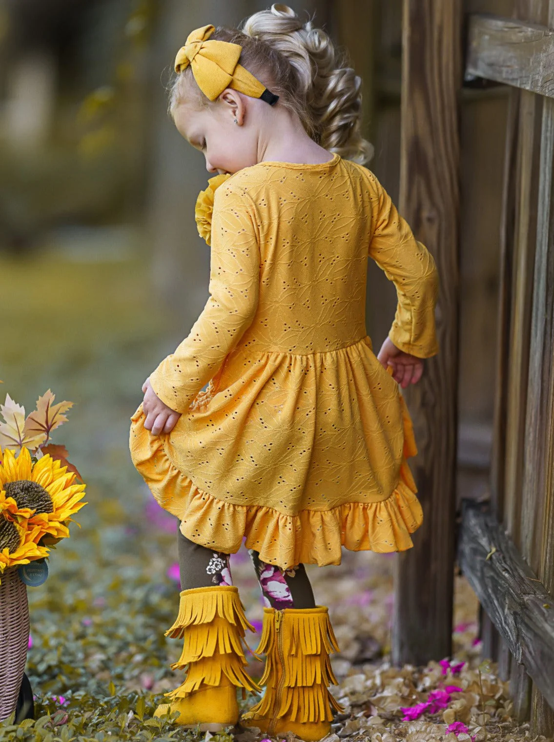 Fun With Florals Eyelet Ruffled Tunic and Legging Set - Image 2