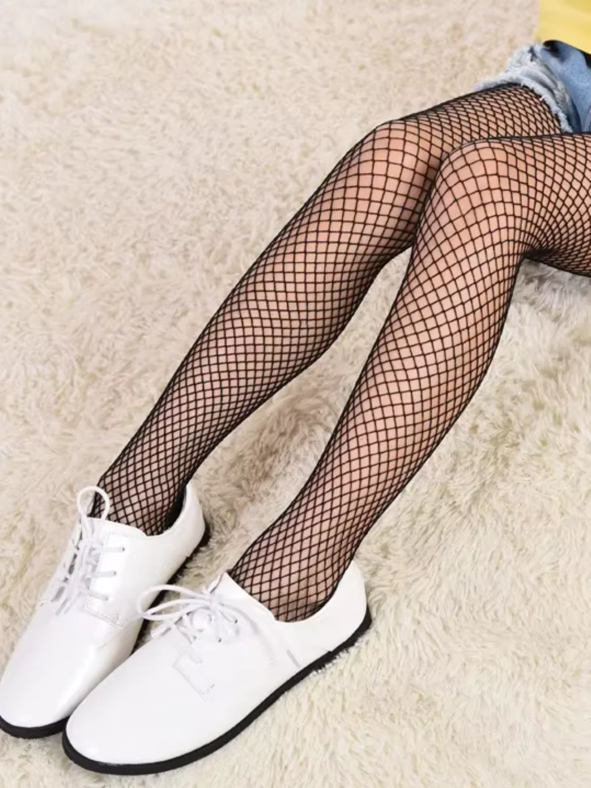 Dress-Up Delights Black Fishnet Tights - Image 2