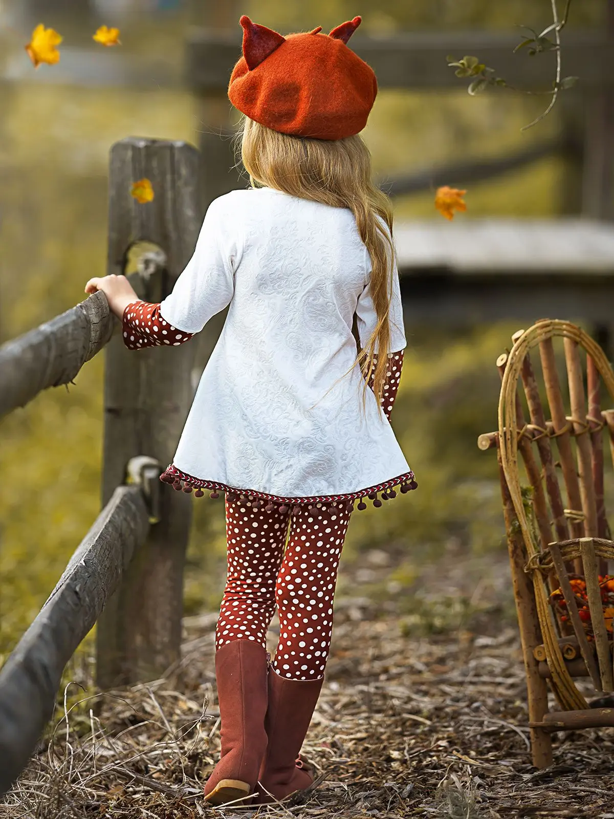 Girls Cuffed Long Sleeve Applique Swing Tunic And Legging Set - Image 6