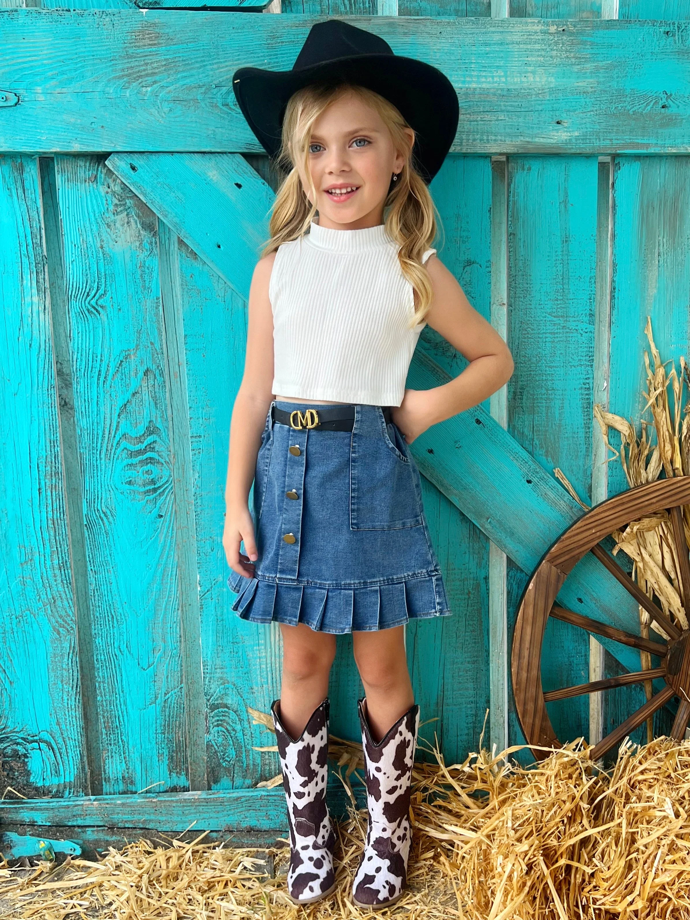 Classic Tank and Pleated Denim Skirt Set - Image 4