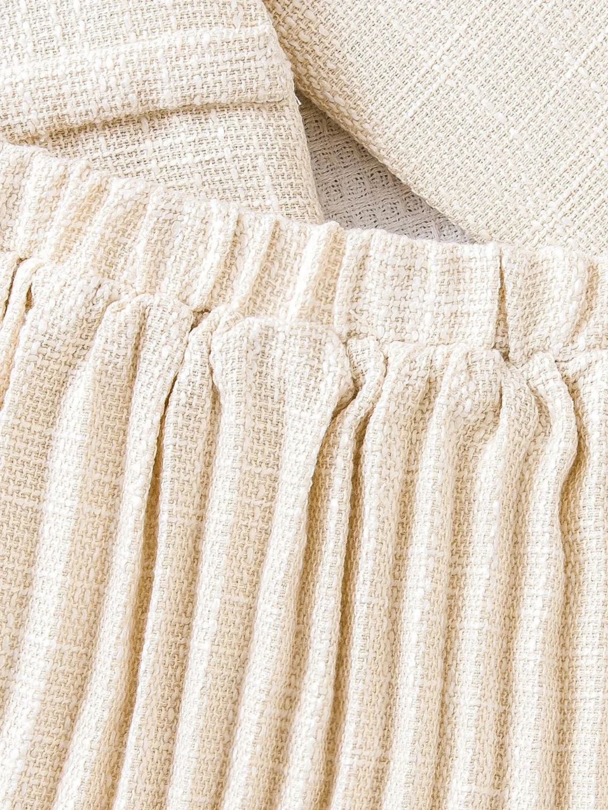Cream Tweed Bow Jacket & Pleated Skirt Set - Image 3