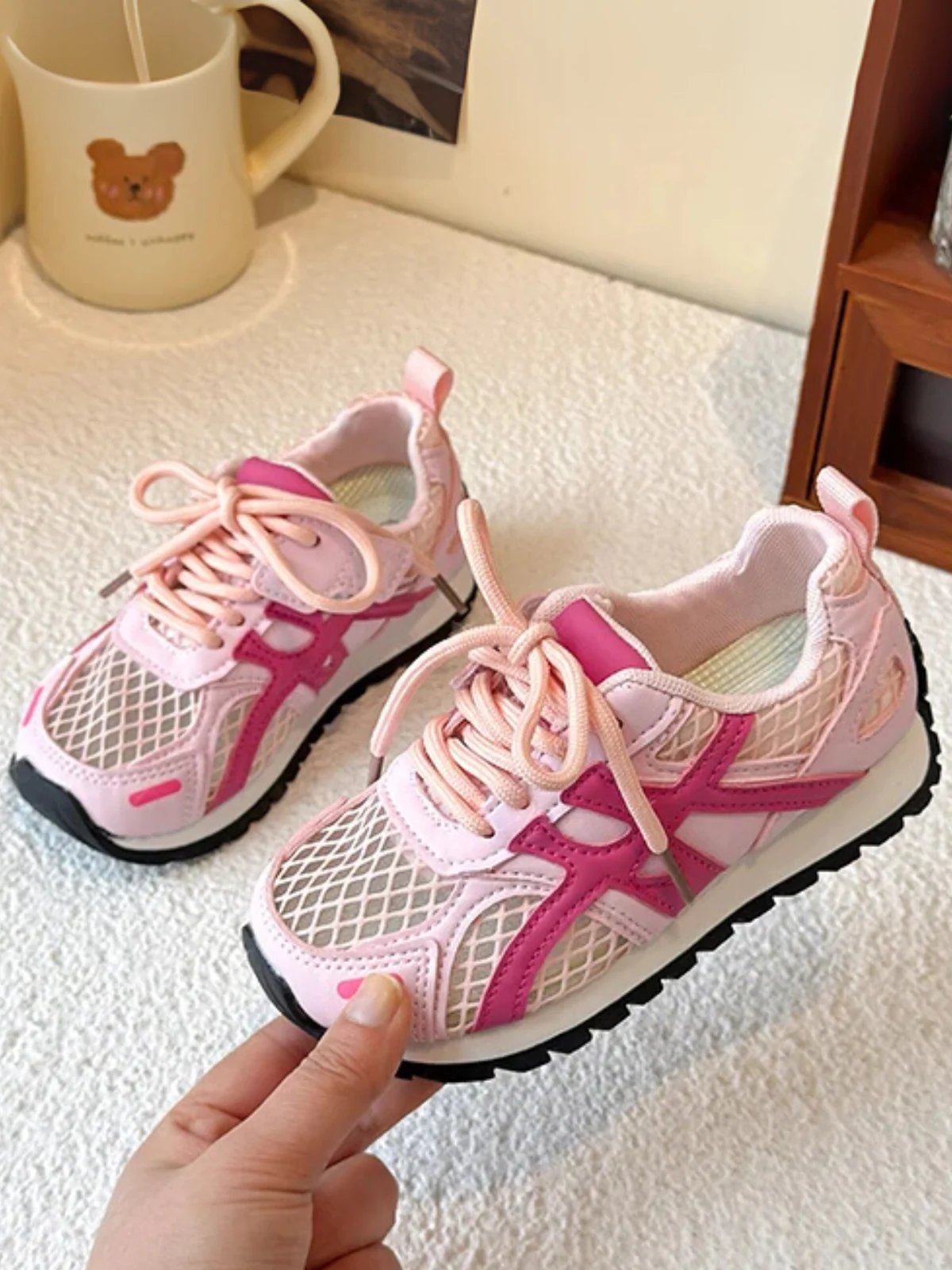 Cute Girls Mesh Grip Sneakers - Image 2