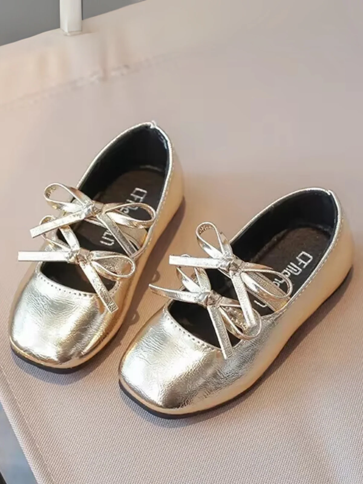 Double Bow Metallic Ballet Flats - Image 3