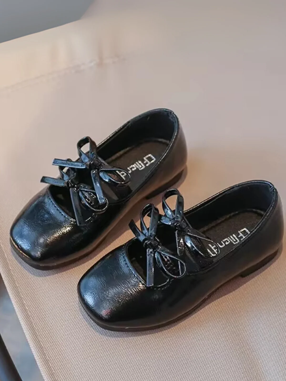 Double Bow Metallic Ballet Flats - Image 4
