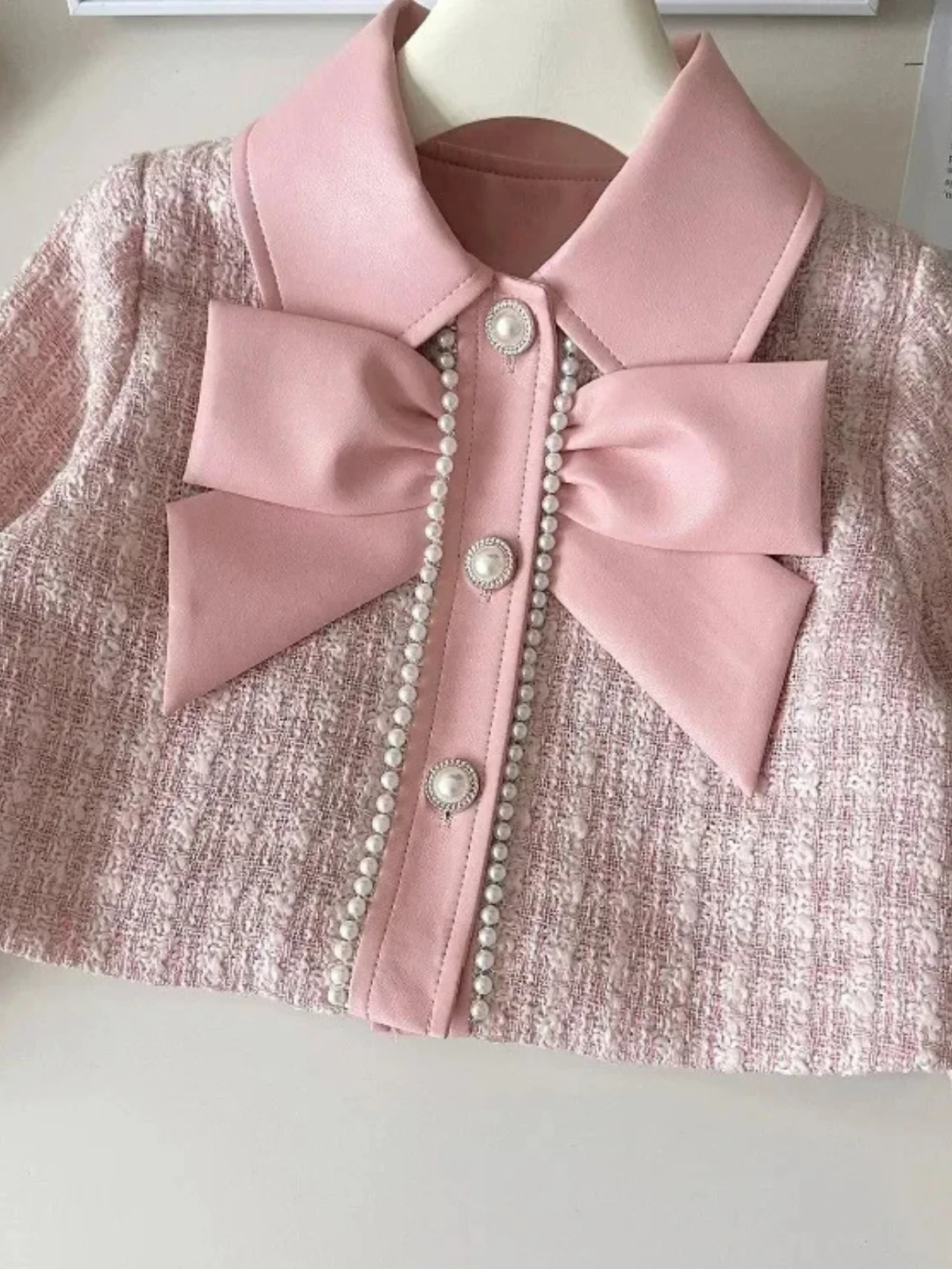 Elegant Pearl Trim Pink Jacket & Skirt Set - Image 3