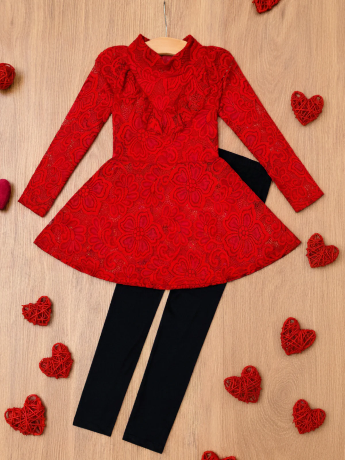 Elegant Lace Long Sleeve Tunic and Legging Set - Image 2