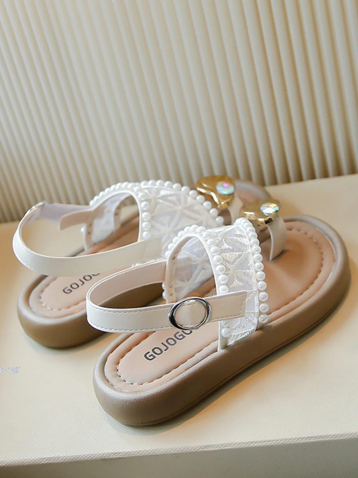 Elegant Summer Pearl Sandals - Image 5