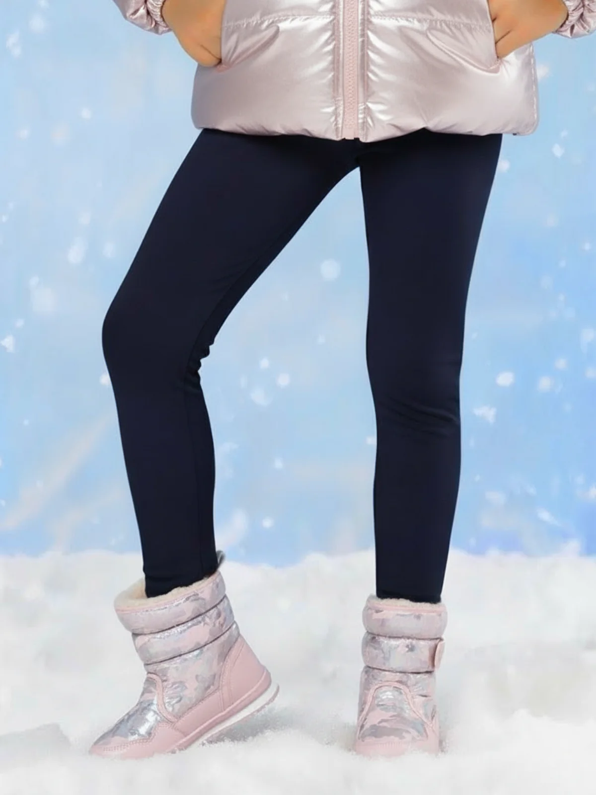 Everyday Essential Fleece-Lined Leggings - Image 3