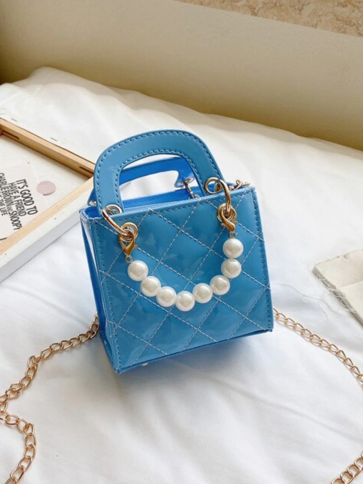 Little Miss Popular Quilted Handbag - Image 7