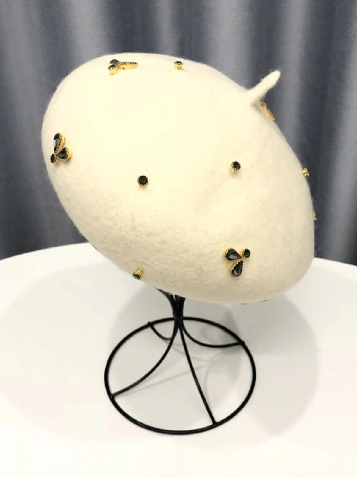 Feelin' Regal Bejeweled Wool Beret Hat - Image 12