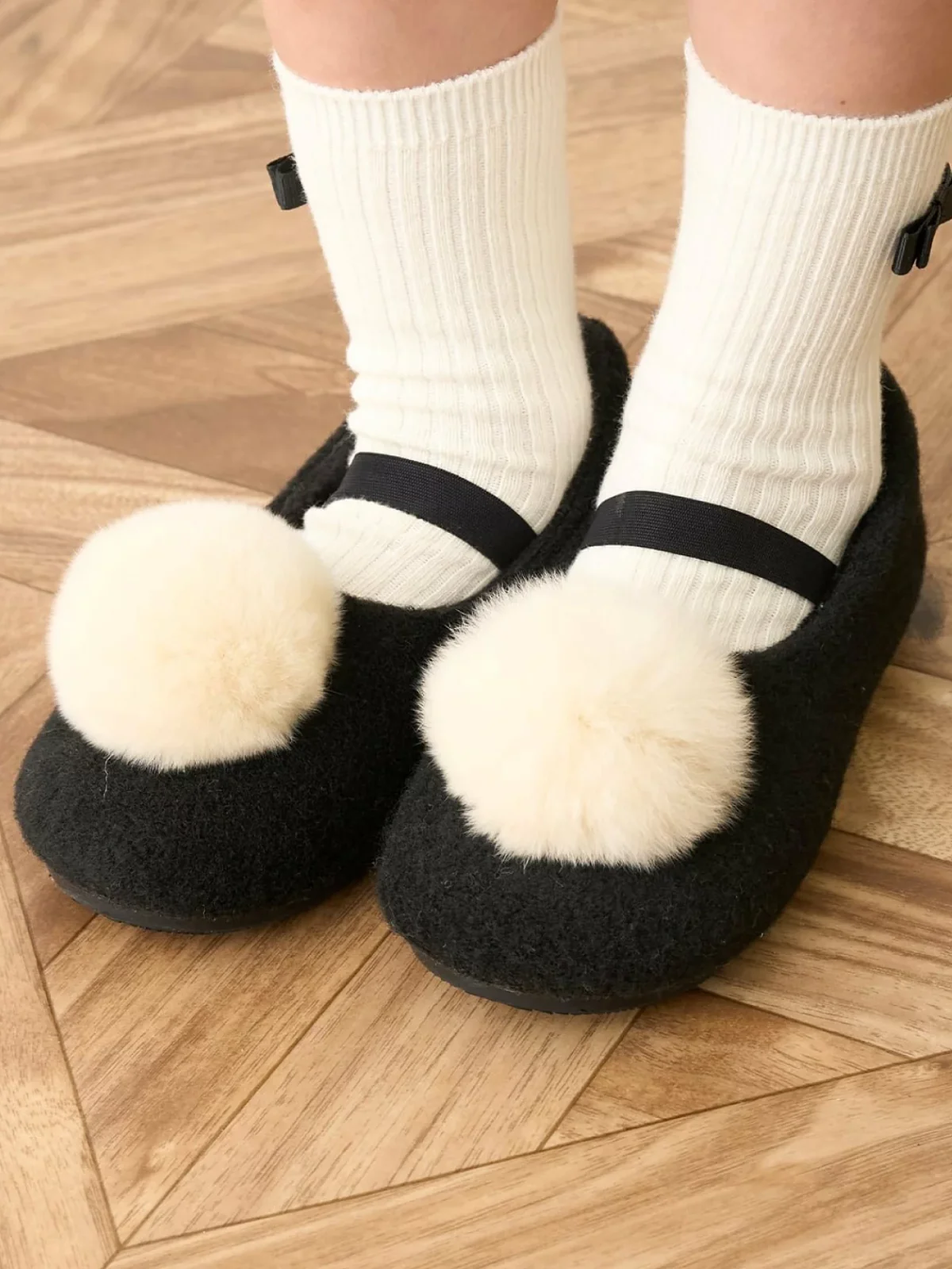 Chic Pom Pom Cozy Ballet Flats - Image 5