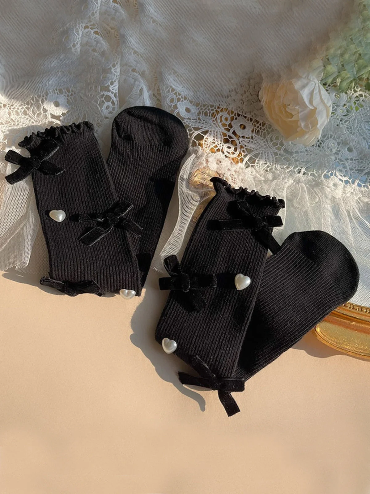 Pretty and Polished Lettuce Edge Ribbon Socks - Image 2