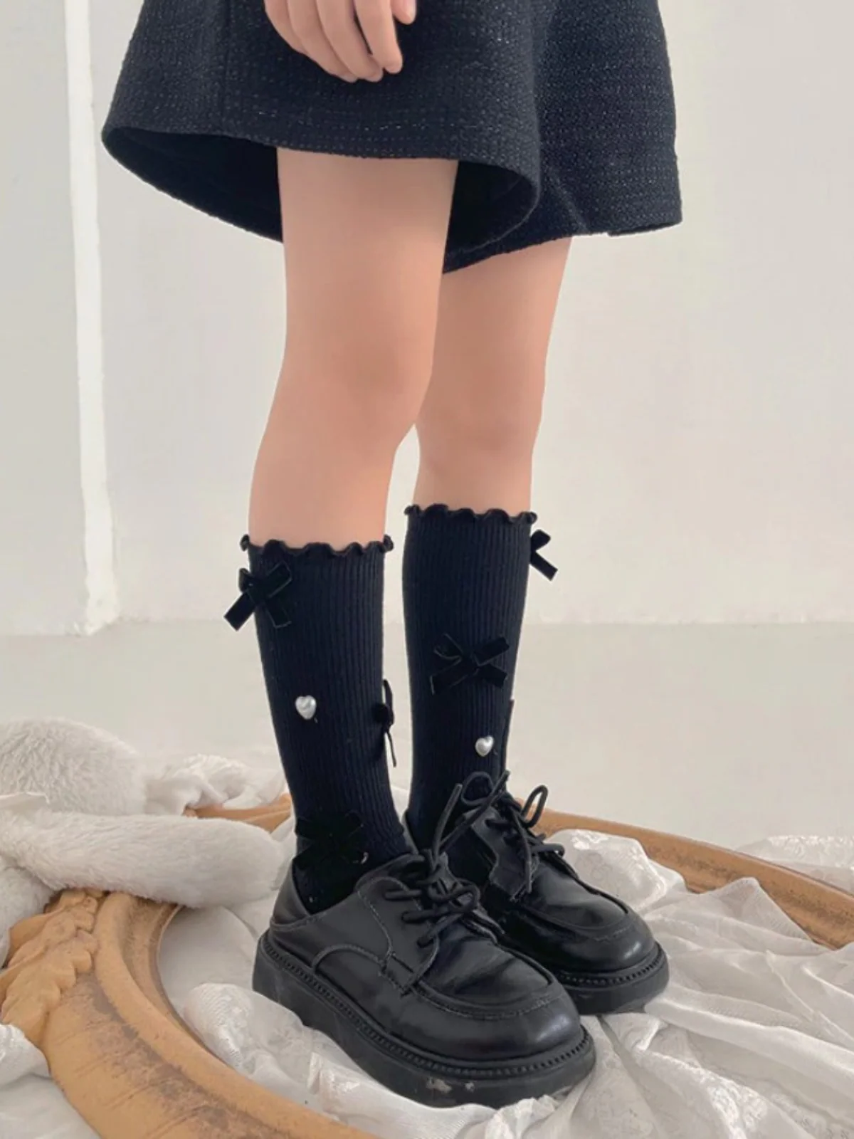 Pretty and Polished Lettuce Edge Ribbon Socks - Image 4