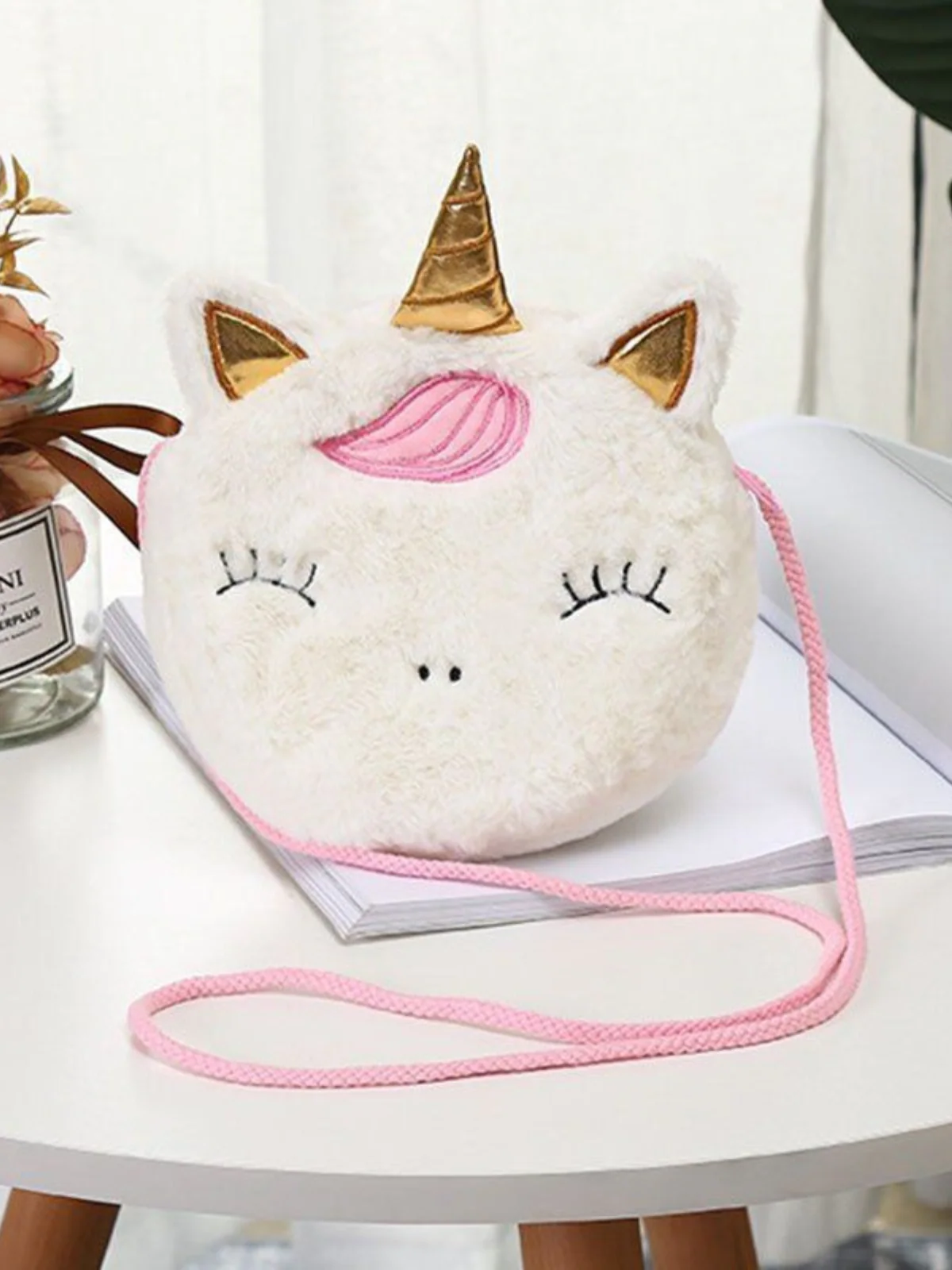 Cutiepie Stylista Fuzzy Unicorn Circle Bag - Image 4
