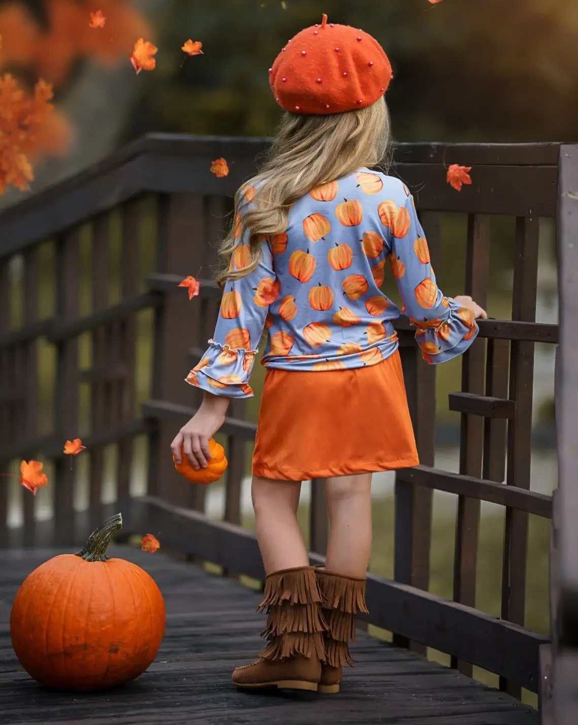 Pick of the Patch Knot Hem Top and Buttoned Skirt Set - Image 4