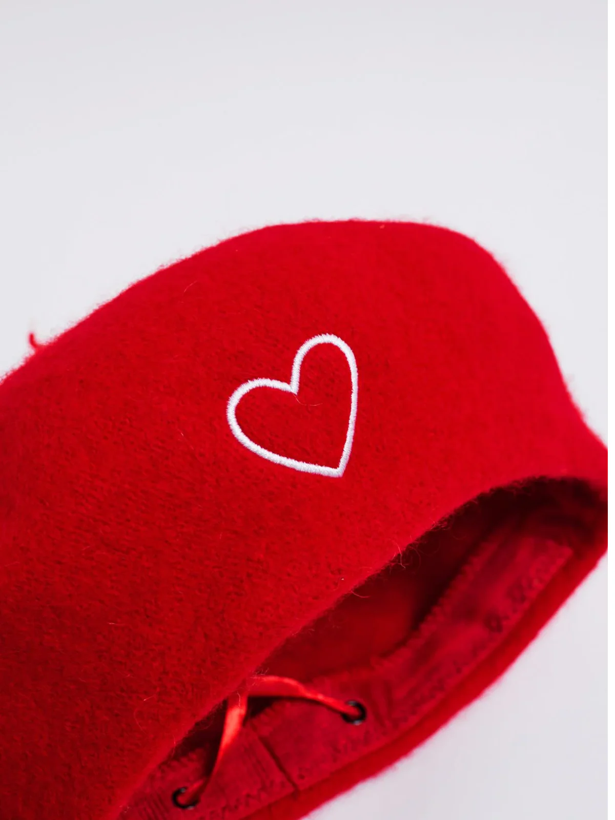 Adore You Red Heart-Embroidered Winter Beret - Image 3