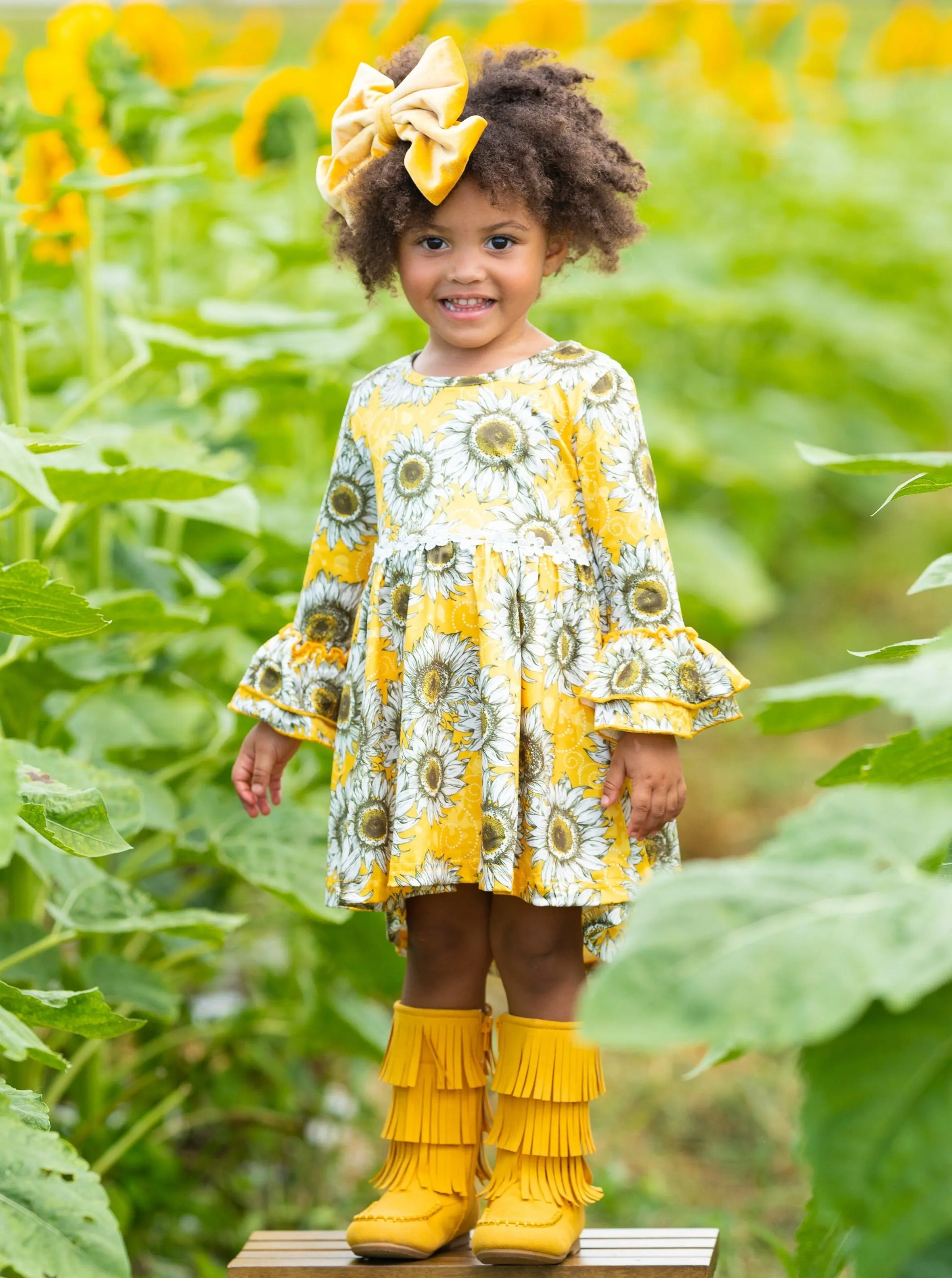 60s Chic Hi-Lo Sunflower Dress - Image 2