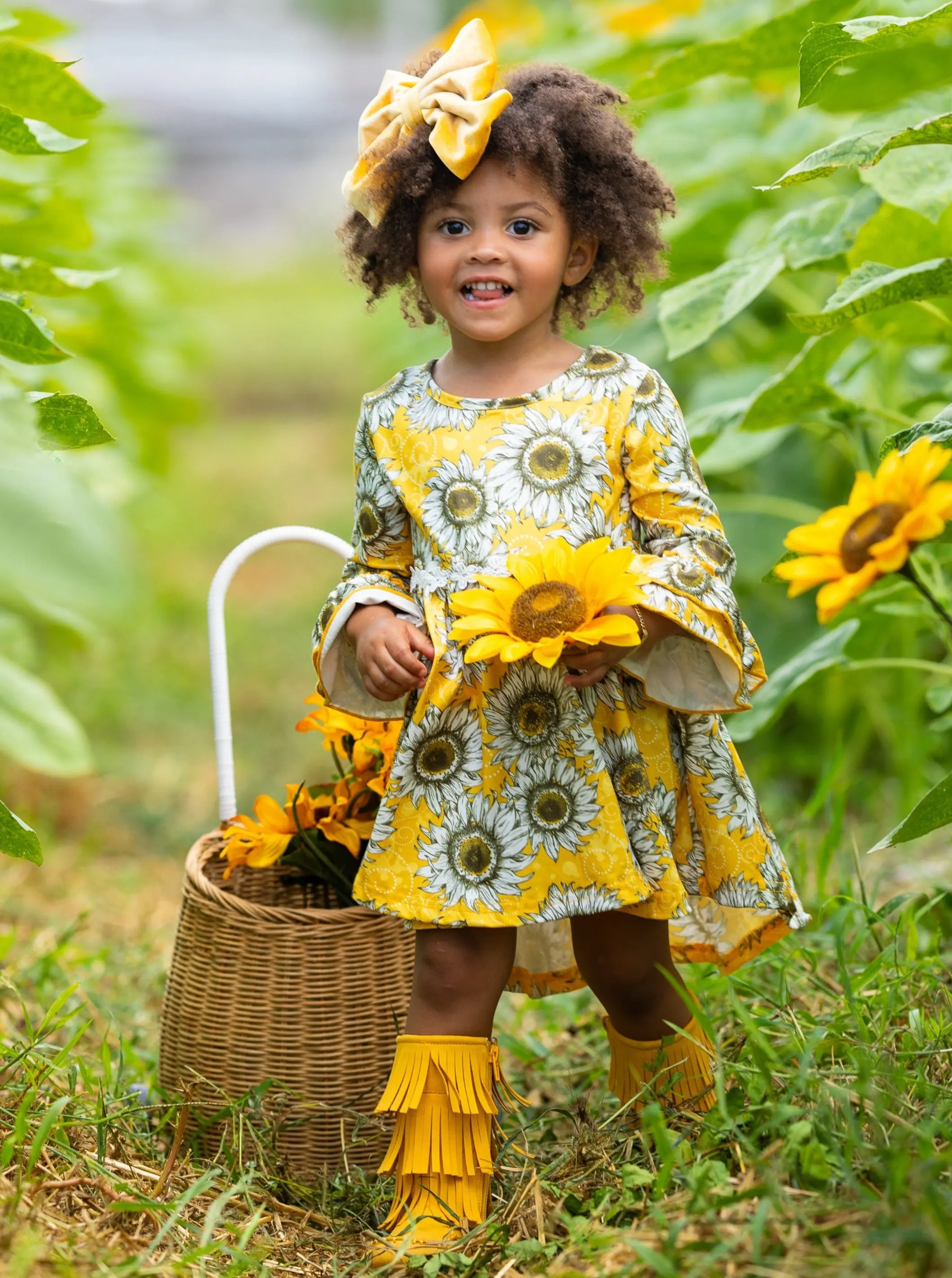60s Chic Hi-Lo Sunflower Dress - Image 5