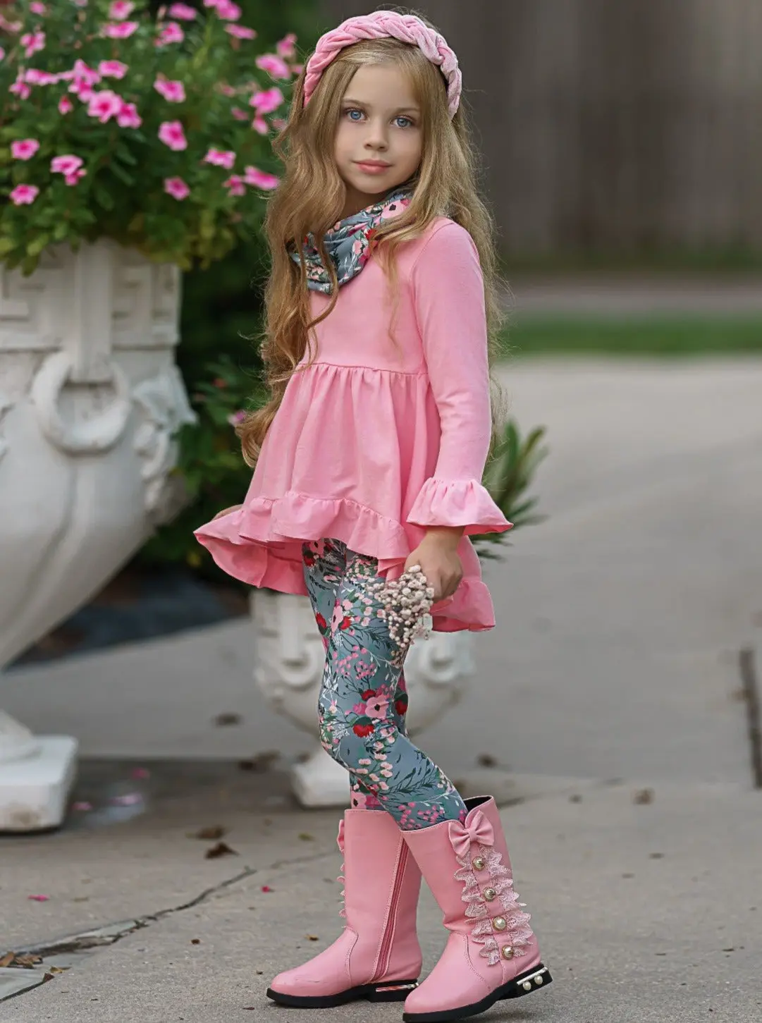 Flawless Hi-Lo Ruffle Tunic, Floral Leggings And Scarf Set - Image 3