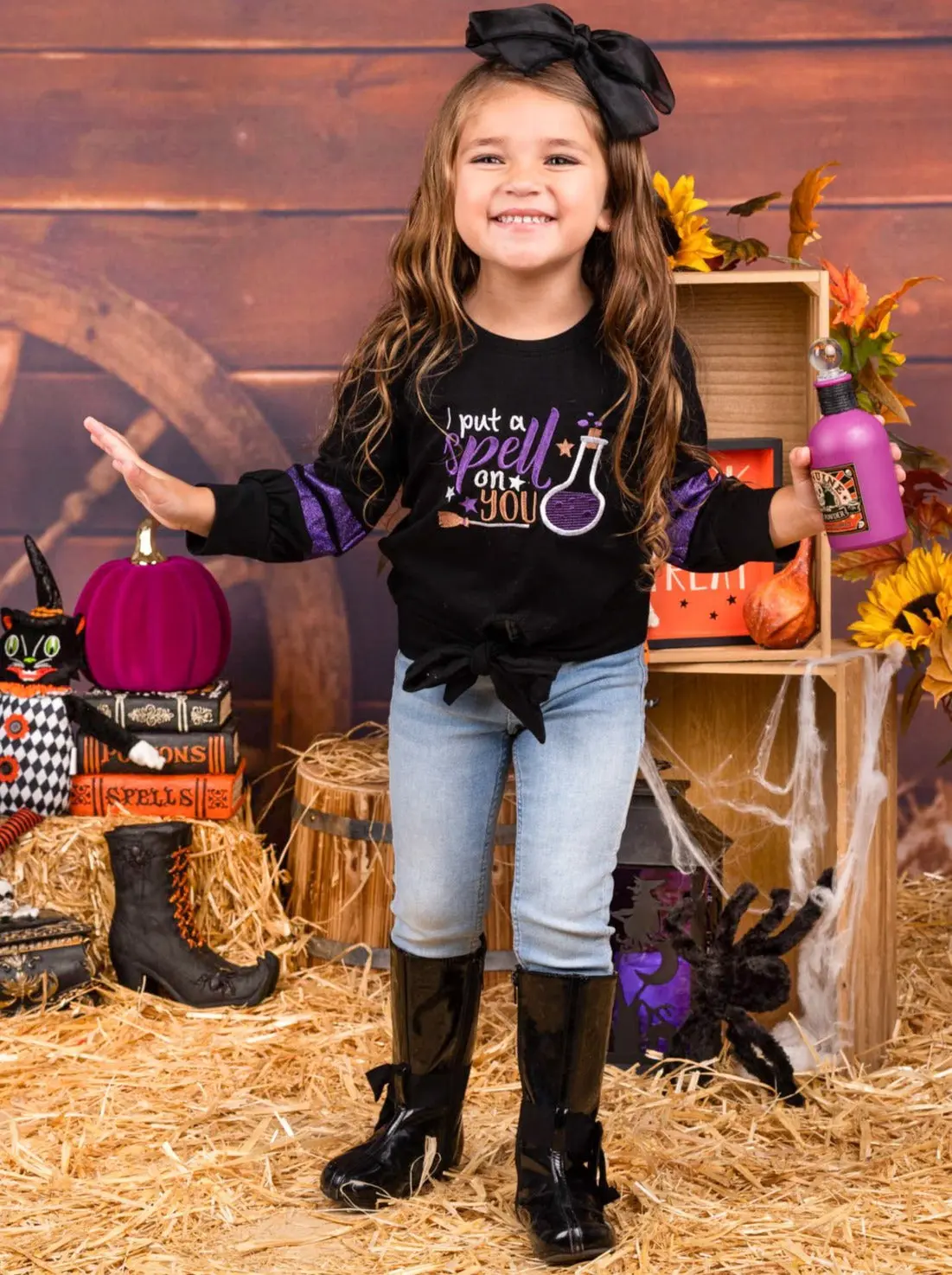 I Put A Spell On You Knot Hem Top - Image 4