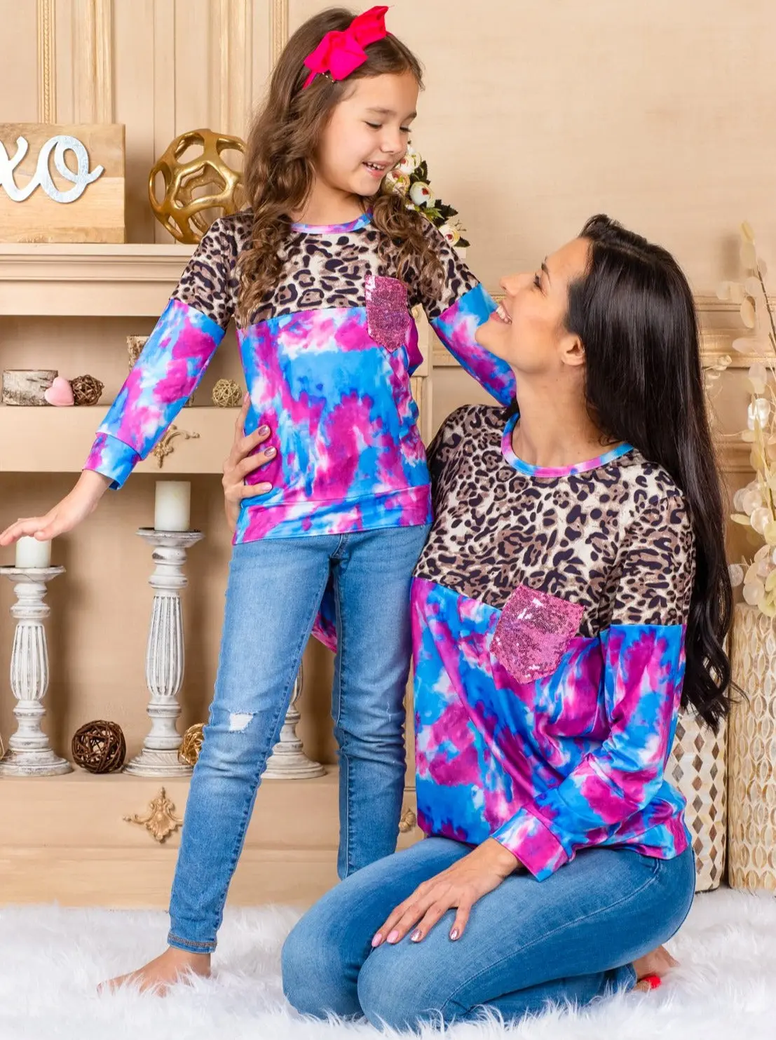 Mommy and Me Twinning In Tie Dye Top - Image 4