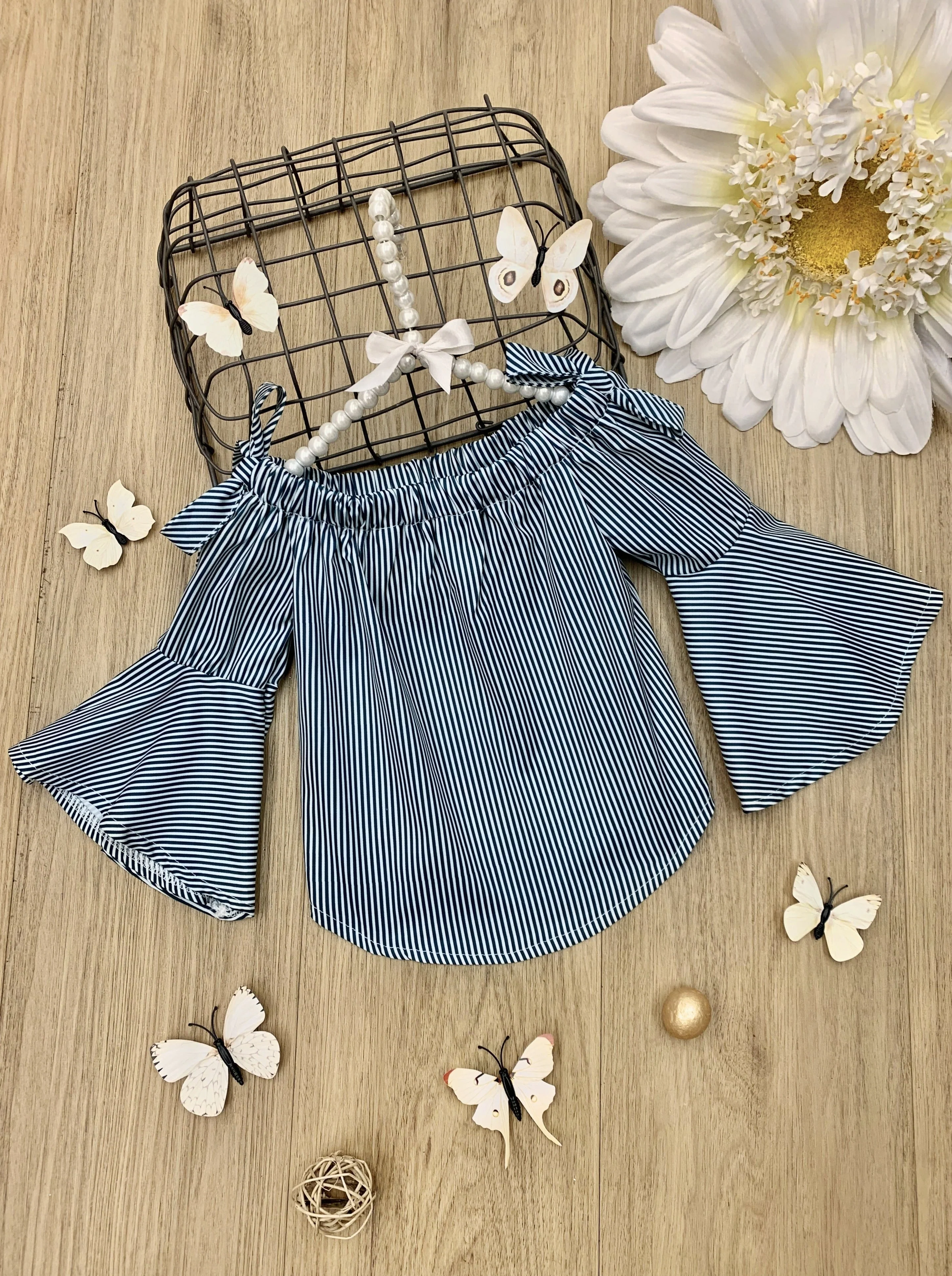 Let's Do Lunch Bell Sleeve Top - Image 3