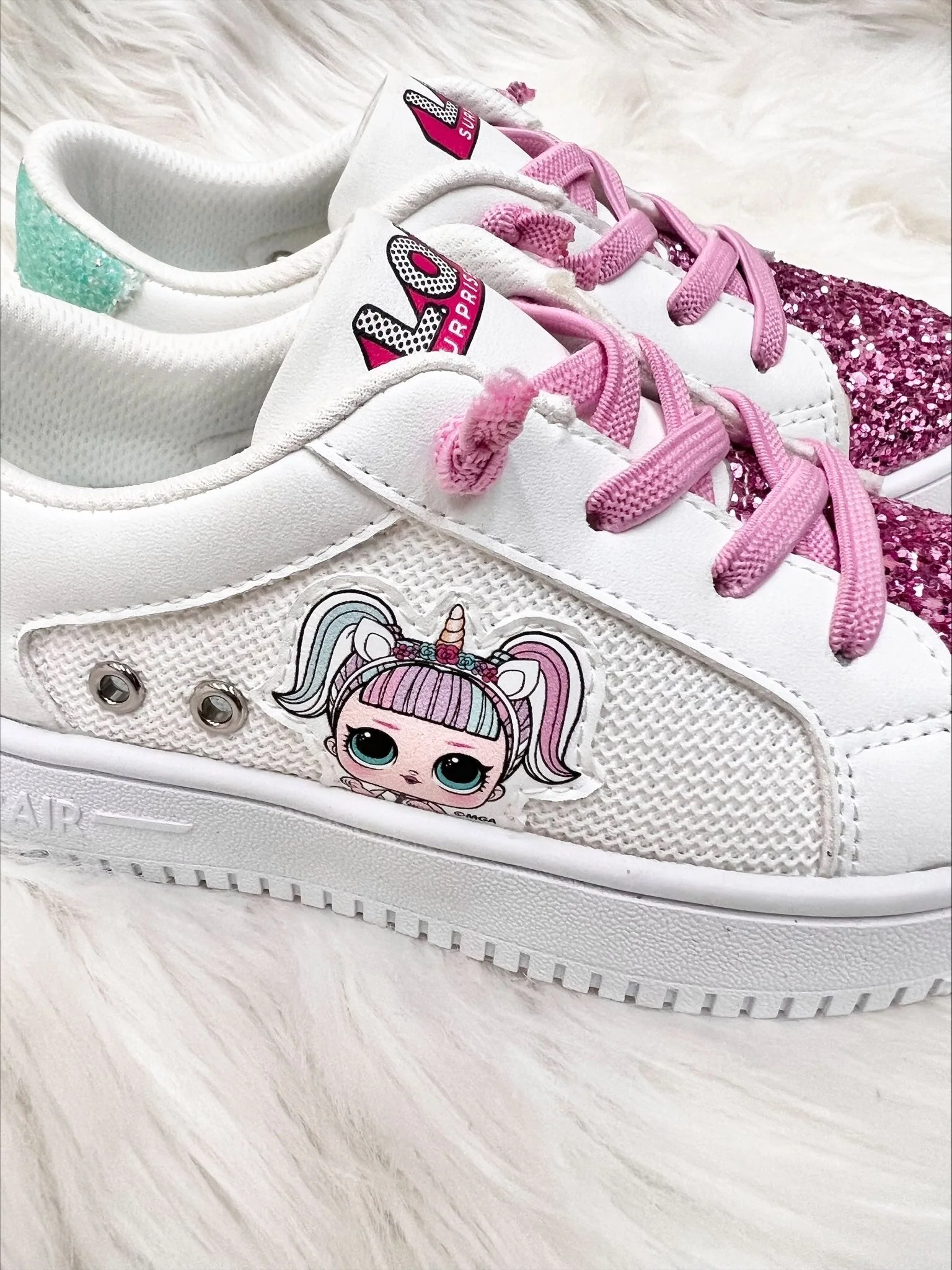 L.O.L. SURPRISE! Unicorn Glitter Sneakers - Image 5