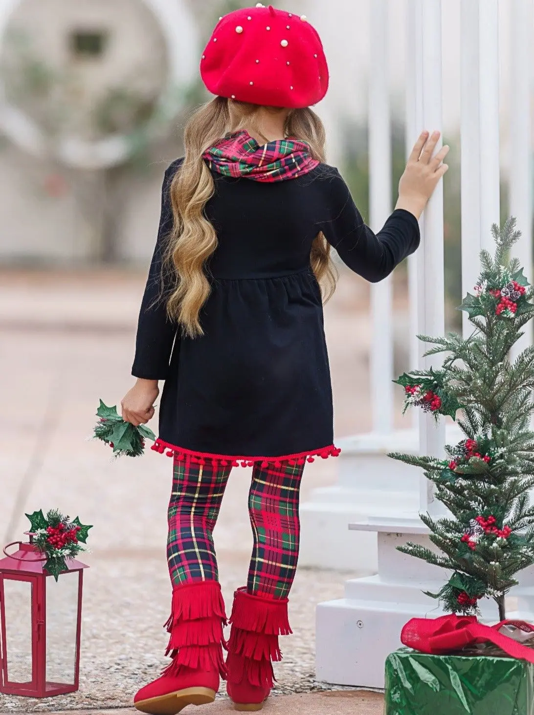 Christmas Haul Tunic, Plaid Scarf, and Legging Set - Image 6