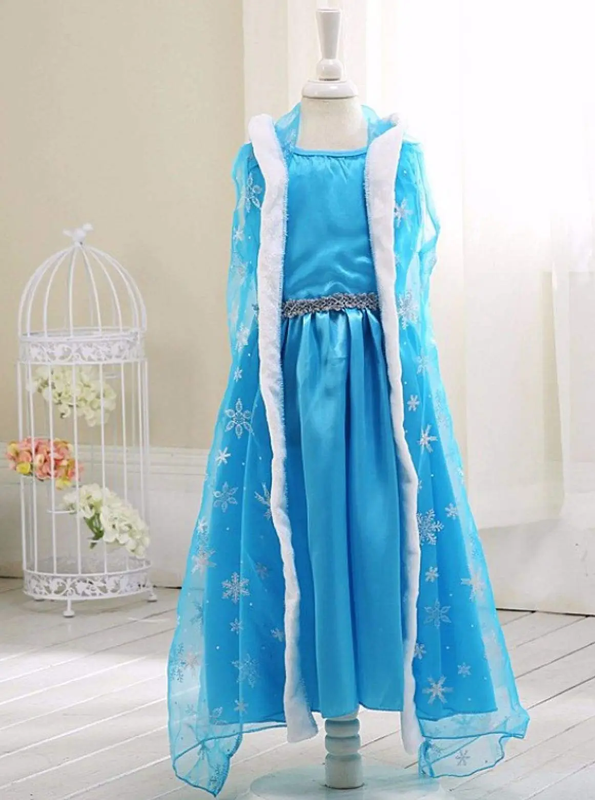 Girls Magical Snow Queen Dress and Cape Set - Image 4