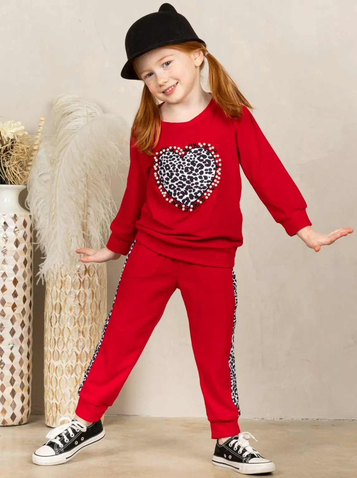 Girls Leopard Heart Applique Sweatshirt and Jogger Set - Image 3