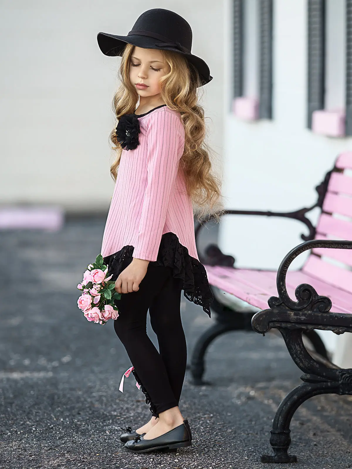 Fine Lines Lace Tunic and Trimmed Legging Set - Image 4