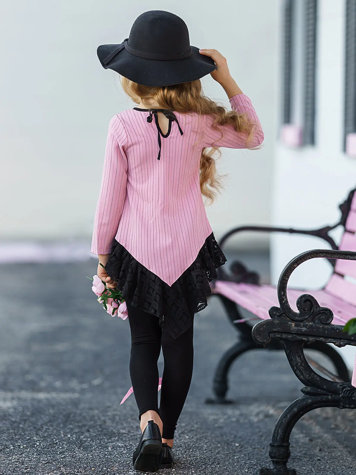 Fine Lines Lace Tunic and Trimmed Legging Set - Image 5