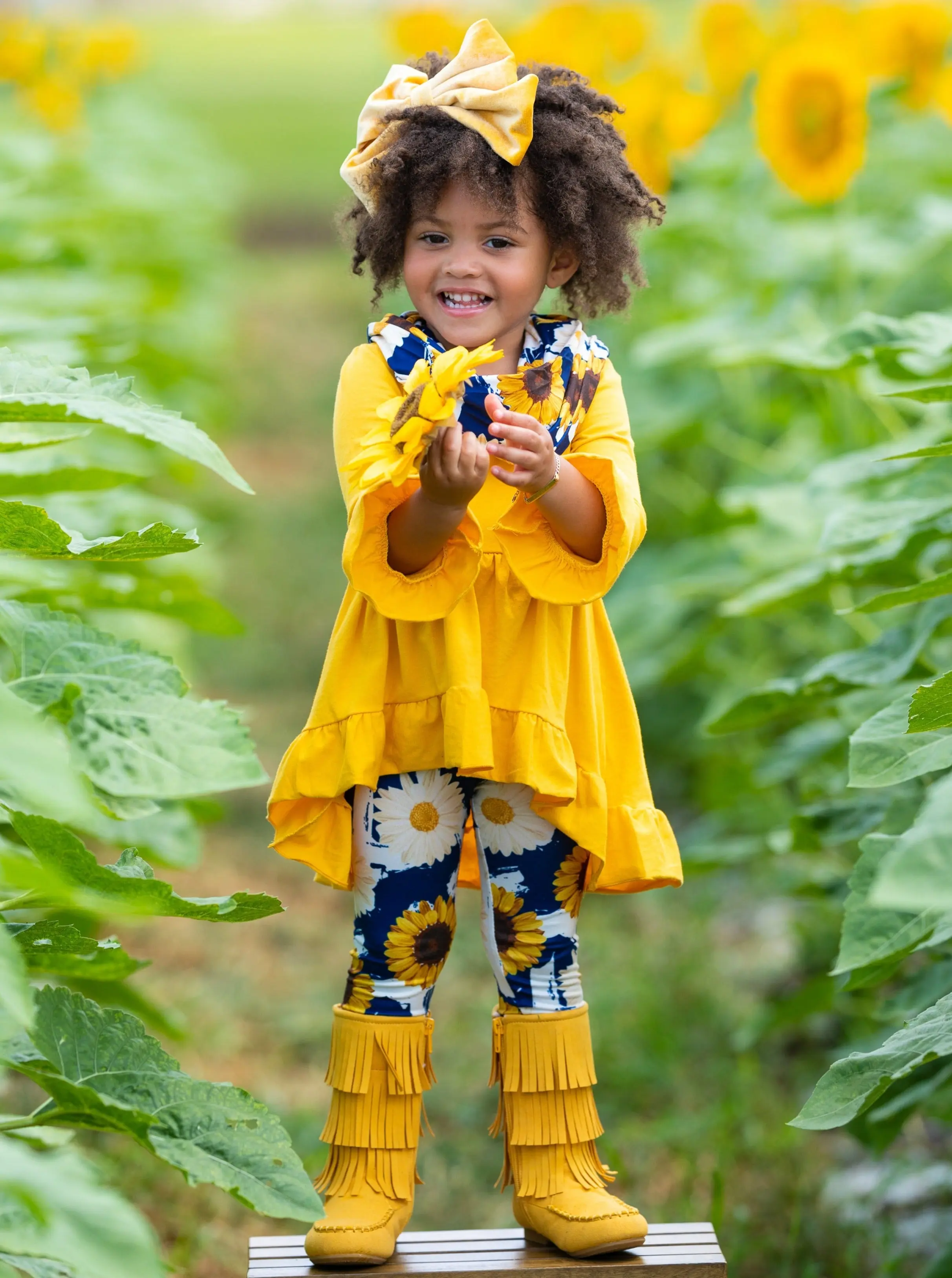 My Lucky Flower Hi-Lo Tunic, Legging and Scarf Set - Image 4