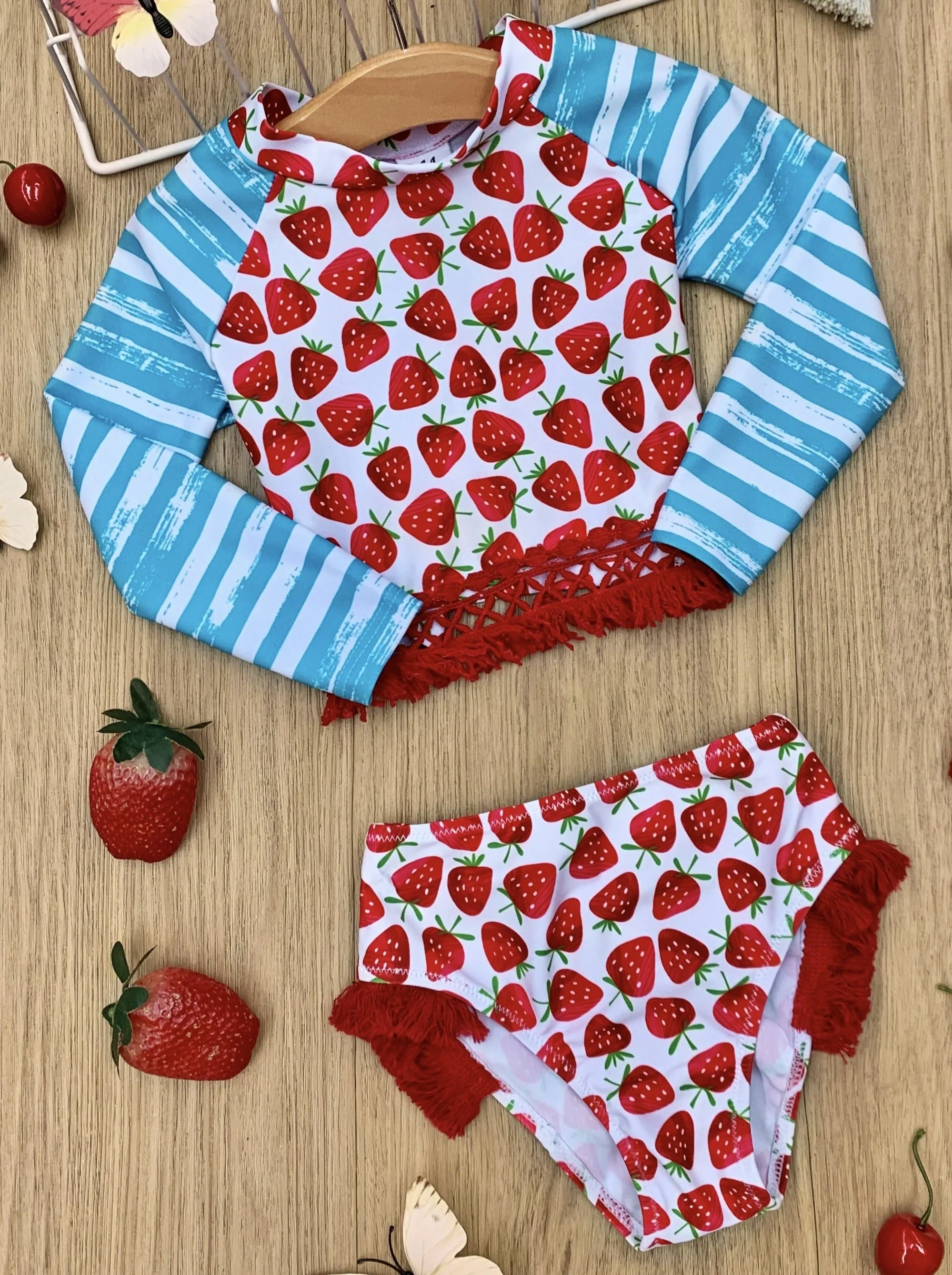 Beach Berry Rash Guard Two Piece Swimsuit - Image 4