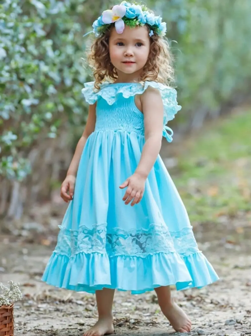 Spring Chic Lace Maxi Dress - Image 8