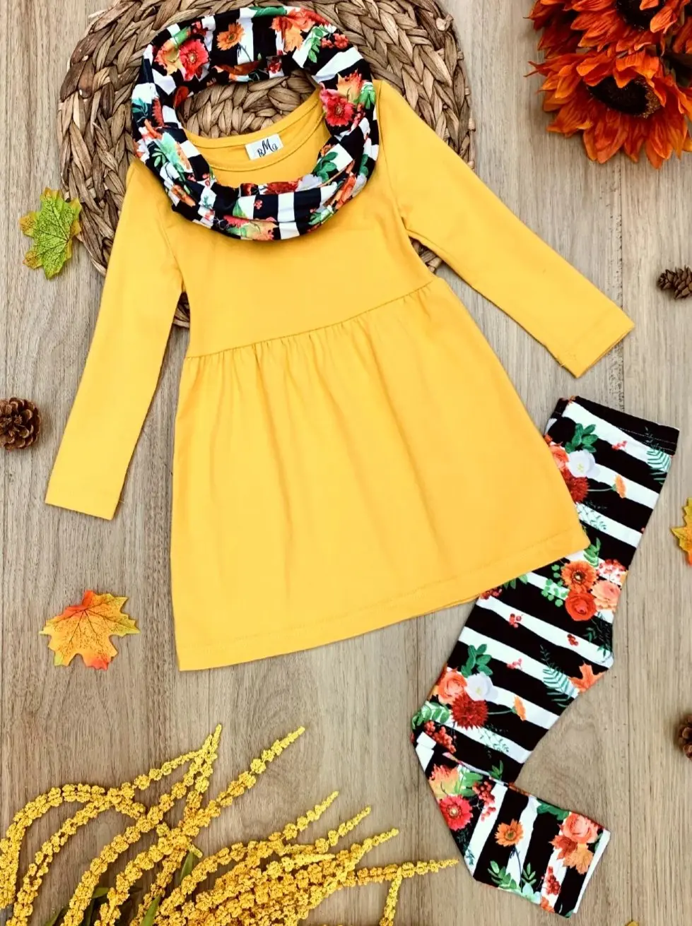 Chic Floral Stripe Tunic, Legging and Scarf Set - Image 2