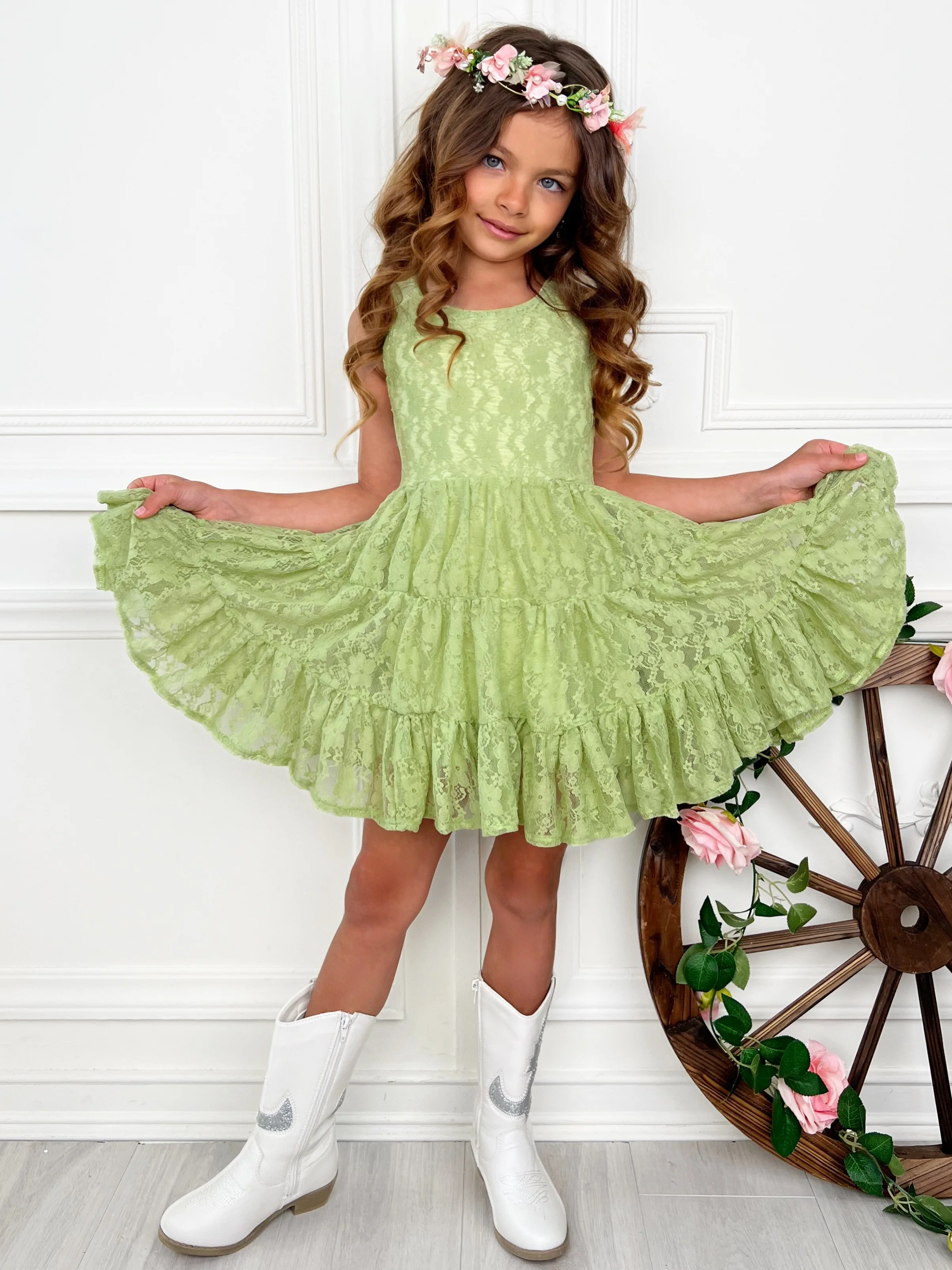 Green Lace Sleeveless Casual Dressed - Image 2