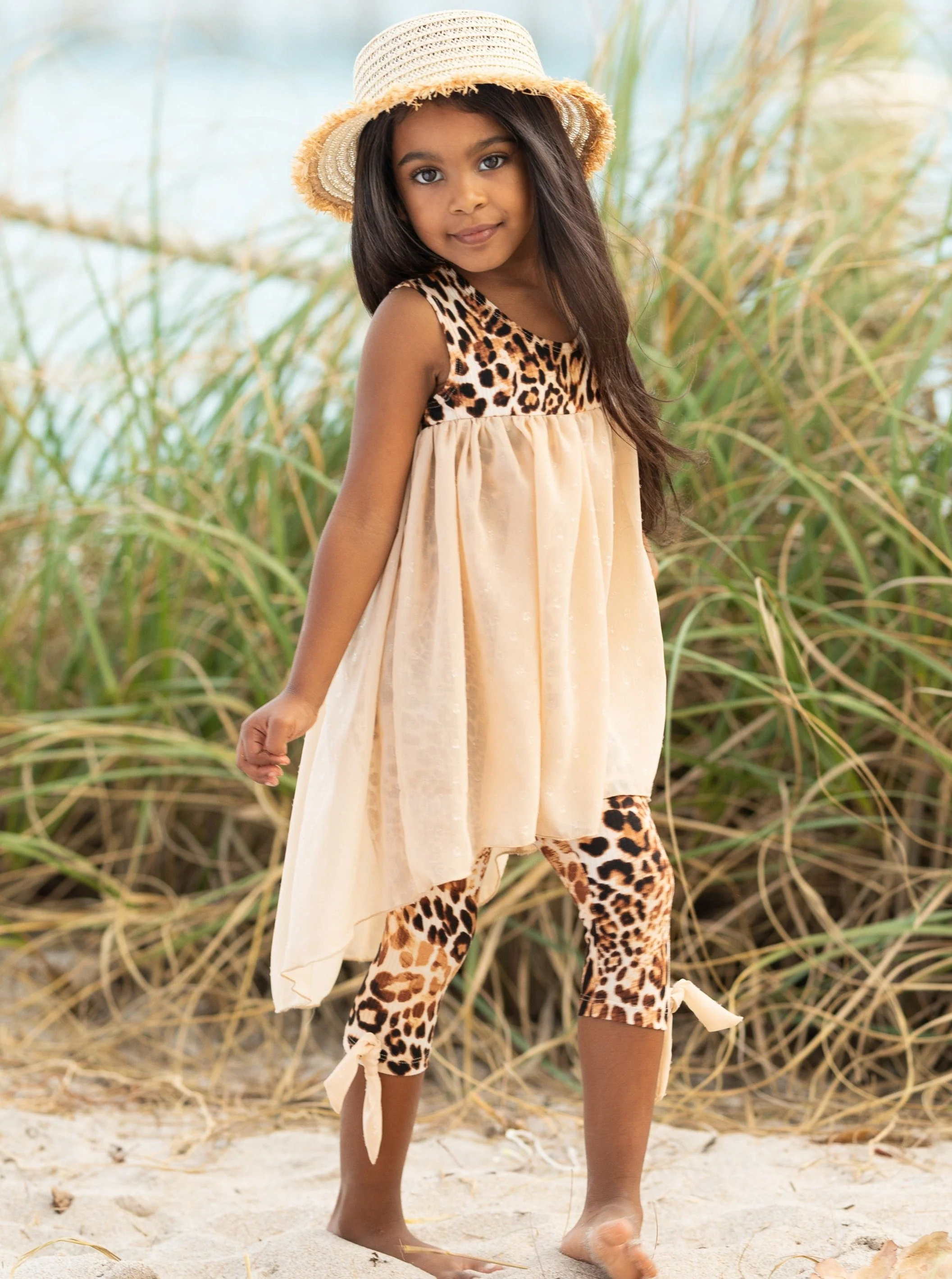 Fierce Confidence Hi-Lo Tunic and Leopard Legging Set - Image 2